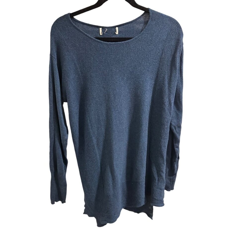 🍒 2/$20 🍒 Dark Turquoise Long Sleeve Sweater with Bow Design Down Back sz